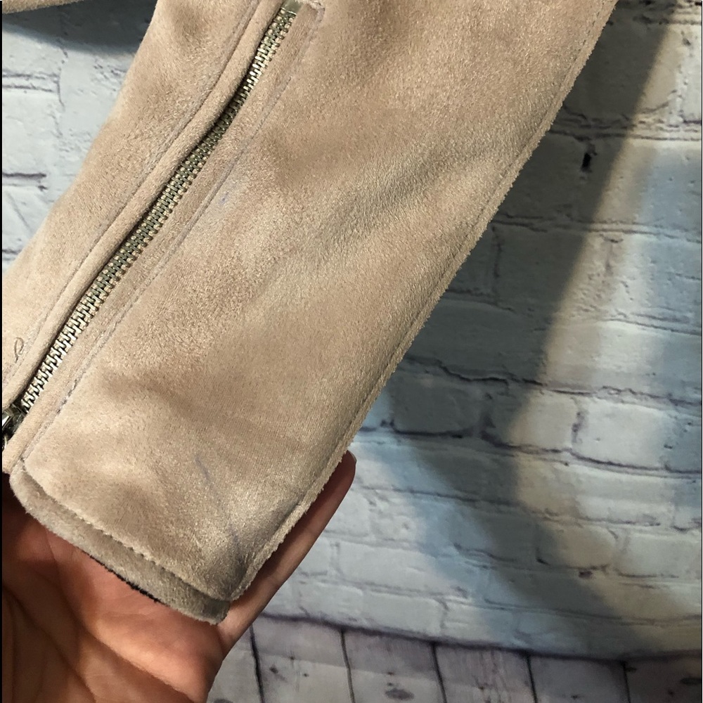 Forever 21 Pink faux suede jacket - Picture 6 of 13